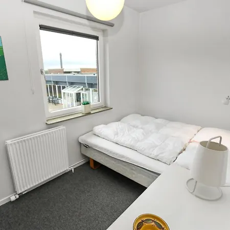Paen Lejlighed Med Balkon Sj3212 Henne Strand