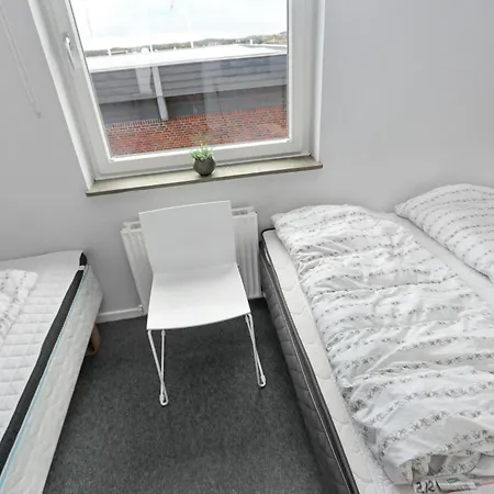 Paen Lejlighed Med Balkon Sj3212