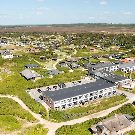 Paen Lejlighed Med Balkon Sj3212 Henne Strand